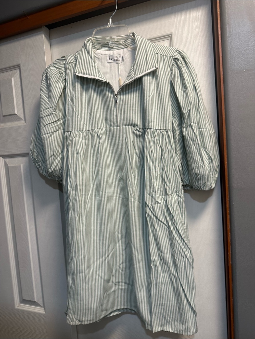 Puff-Sleeve Striped Button-Front Shirt Dress in Mint